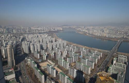 '소형vs중대형 아파트 가격 차이'가 줄어든 송파구 아파트 일대 (자료:동아일보DB)