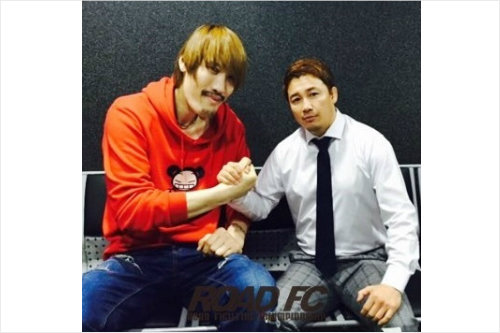 최홍만 로드FC와 계약. 사진 = 로드FC