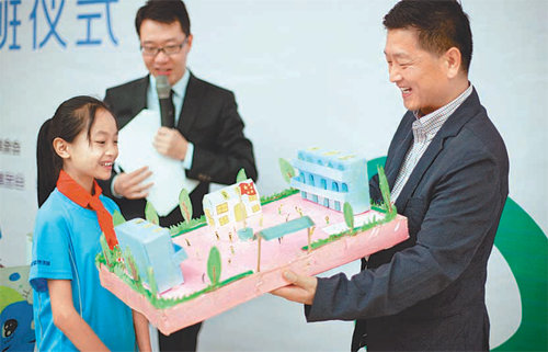 중국삼성은 청소년 교육을 위한 물적, 인적 지원활동을 통해 자라나는 세대에게 꿈과 희망을 주고 그 꿈이 실현될 수 있도록 지원하고 있다. 삼성전자 제공