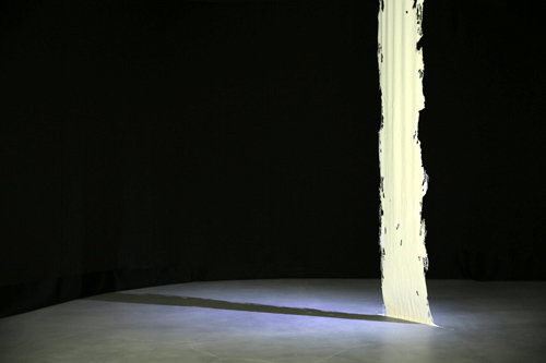 정재욱의 석고 가변설치 ‘소나기’(2014년). 두산갤러리 제공