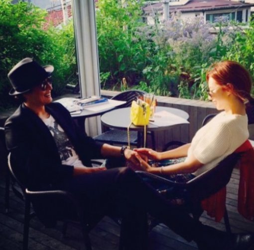 배용준 박수진. 사진 = 배용준 인스타그램