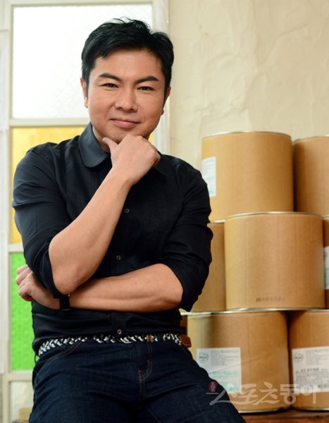 TV예능프로그램 출연으로 대중 호감도가 높아진 임원희는 새 영화 ‘쓰리 섬머 나잇’에서도 유쾌한 모습을 보여준다. 스포츠동아DB