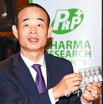 정상수 파마리서치프로덕트 사장이 근골격계 재생 치료제인 리쥬비넥스의 효능에 대해 설명하고 있다. 박경모 기자 momo@donga.com