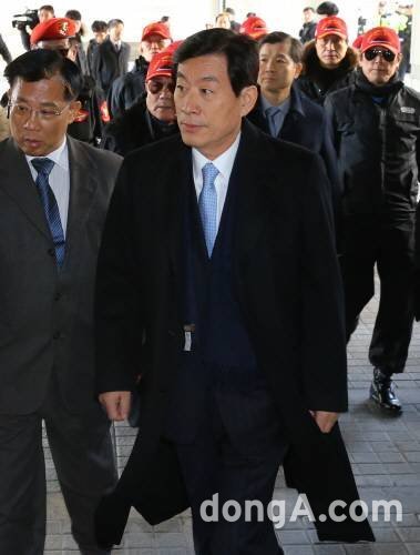 ‘원세훈 파기환송’