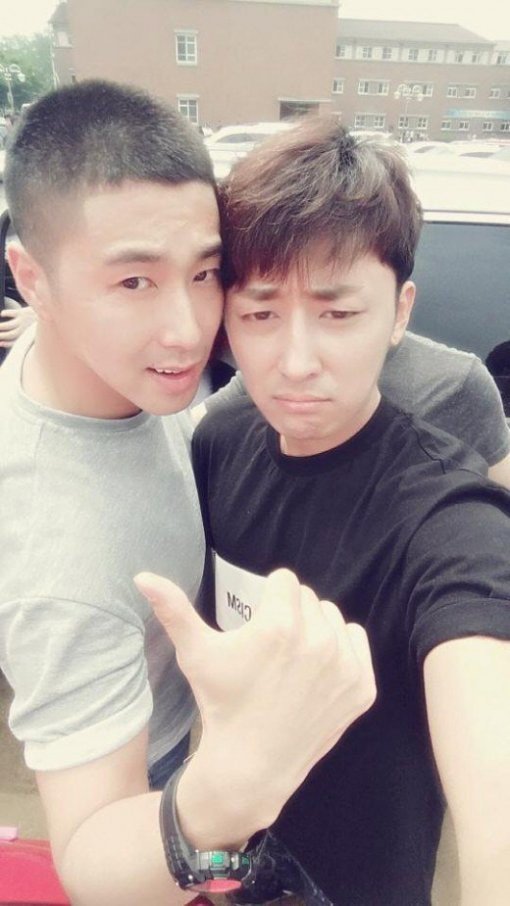 유노윤호 입대. 출처= 동아일보 DB