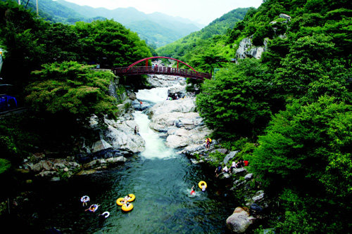 경남 산청군 시천면 지리산 중산리 계곡. 경남도 제공