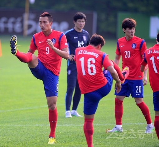 훈련중인 남자축구대표팀. 스포츠동아DB