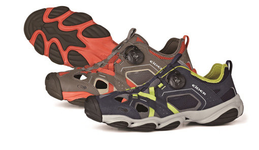 아이더 ‘오타와 아쿠아 트래킹화’