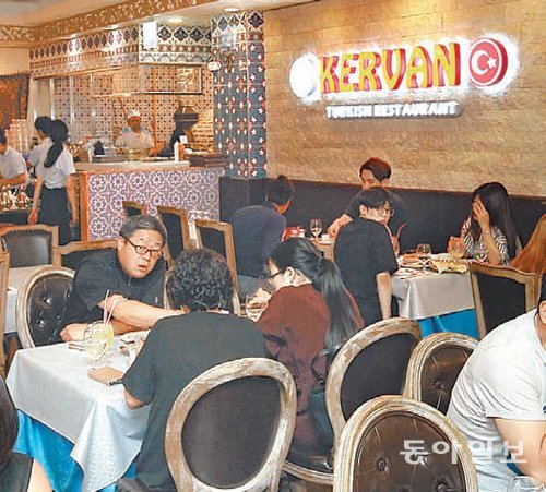 이태원에서 유명세를 떨친 터키음식점 ‘케르반’.