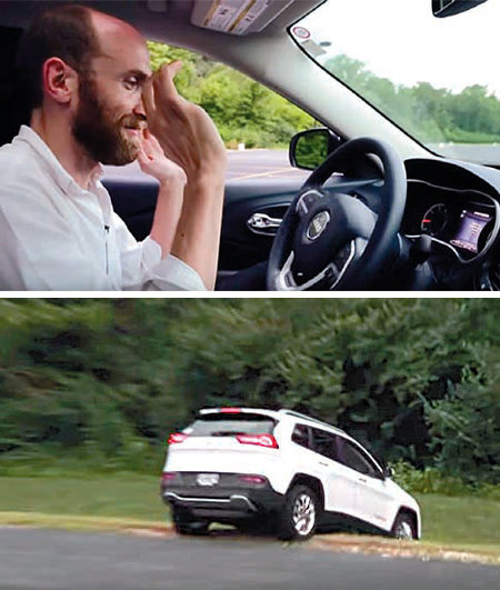 지난달 21일 유튜브에 공개된 크라이슬러 지프 ‘체로키’ 해킹 영상에서 운전자 조작 없이 스티어링 휠이 돌아가고, 브레이크가 작동하지 않아 차량이 풀숲에 곤두박질쳤다. 유튜브 영상 캡처