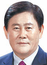 최경환 경제부총리 겸 기획재정부 장관