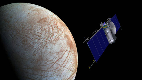 2022년경 목성의 위성 유로파 주위를 저공비행할 계획인 탐사선 ‘유로파 클리퍼’의 상상도. 미국항공우주국(NASA) 제공