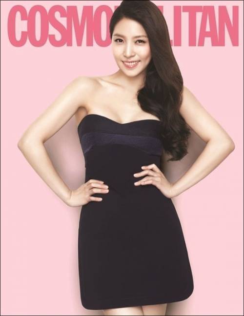 코스모폴리탄 화보