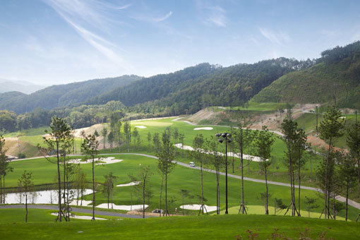 2년 연속 소비자만족 10대 골프장 수상을 앞둔 서원힐스 컨트리클럽은 잘 관리된 코스와 고객을 감동시키는 서비스로 골퍼들에게 호평 받고 있다. 사진제공｜서원힐스 컨트리클럽