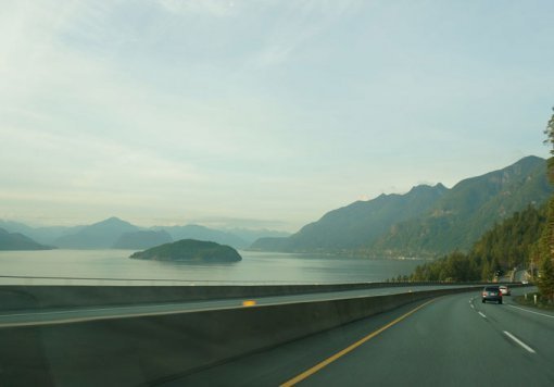 밴쿠버에서 휘슬러까지 이어지는 ‘시 투 스카이(Sea to Sky)’ 고속도로.