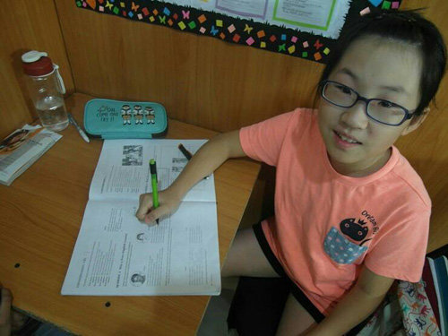 지난 여름방학에 필리핀 스파르타 캠프에 참가한 경기 군포화산초 5학년 박신솔 양.
