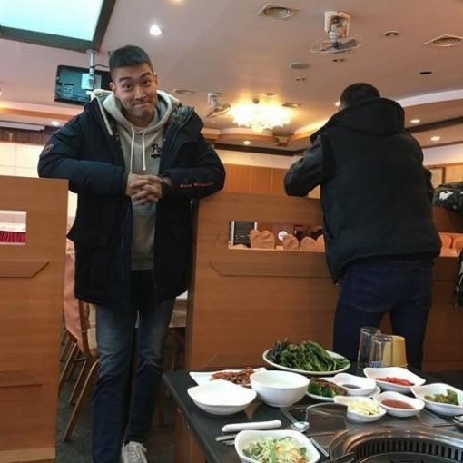 최시원 최강창민 입대. 사진 이특 인스타그램