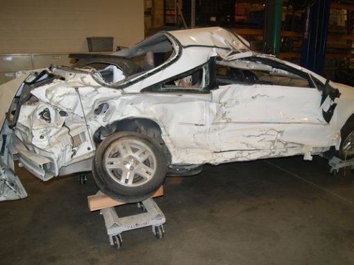 사진=AP, 2010년 GM 점화장치결함으로 발생한 사고차량