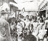 전쟁터로 끌려가는 한국여성들. 동아DB