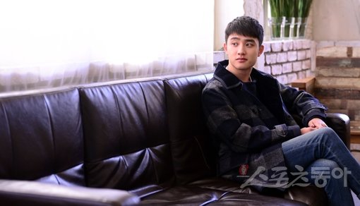 스물셋 도경수는 ‘순정’을 촬영하며 고등학교 시절의 “결코 행복하지 않았던 첫사랑”을 떠올렸다. 그러나 스크린 속 그의 모습은 순수함으로 가득하다. 스포츠동아DB