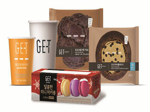 CU의 디저트 및 커피 브랜드인 ‘카페 겟’이 내놓은 디저트 제품 모습. CU 제공