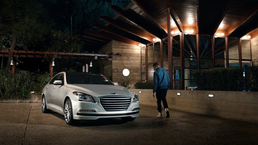 슈퍼볼에서 방영되며 자동차업계 최초이자 非미국계 브랜드로는 처음으로 광고 선호도 조사 1위를 차지한 현대차 제네시스 브랜드 광고 ‘첫 데이트’ 편. 사진제공｜현대자동차