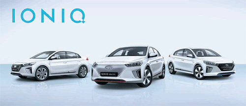 현대자동차는 친환경차인 아이오닉 하이브리드, 일렉트릭, 플러그인하이브리드(왼쪽부터) 등 ‘아이오닉 3종’을 ‘2016 제네바 모터쇼’에서 모두 공개할 계획이다. 아이오닉 하이브리드는 지난달 국내에 출시됐고, 일렉트릭은 6월쯤 선보일 예정이다. 현대자동차 제공