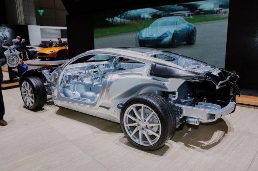 2016 제네바모터쇼에 전시중인 DB11. 사진=모터오쏘리티