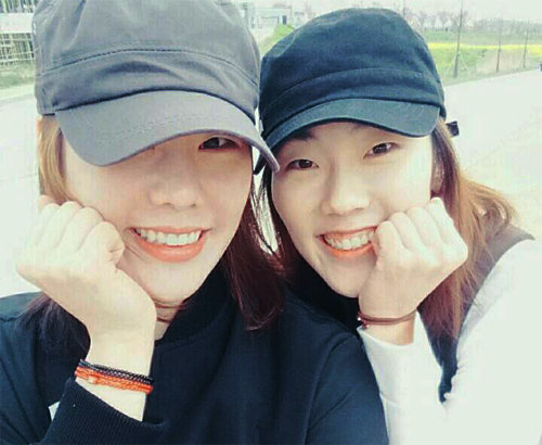박혜진(오른쪽) 박언주 자매.
