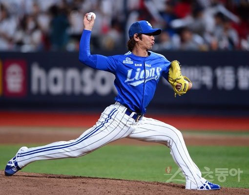 불법도박 혐의를 일부 인정한 임창용은 삼성에서 사실상 방출됐으나 고향팀 KIA에서 마지막 불꽃을 태우게 됐다.