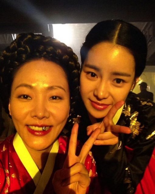 ‘대박’ 임지연 윤지혜 (사진=임지연 인스타그램)