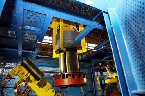 동국제강의 포항 봉강공장 디코일 생산 현장