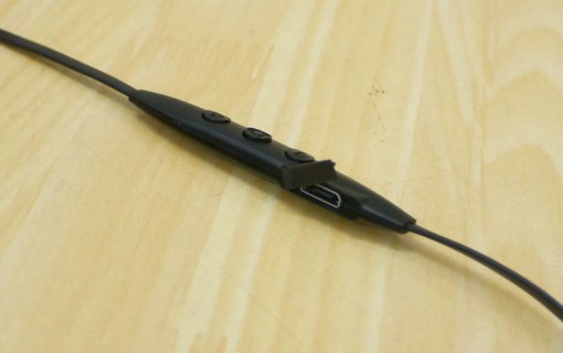 리모컨 부분 (출처=IT동아)