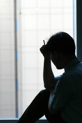 새 업무 적응 못하고 우울증에 자살한 직원…‘업무상 재해’일까?