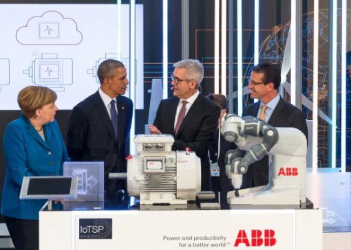사진 왼쪽부터 앙겔라 메르켈 독일 총리, 버락 오바마 미국 대통령, 울리히 스피스호퍼 ABB CEO, 그레그 슈 ABB 미주 총괄 CEO