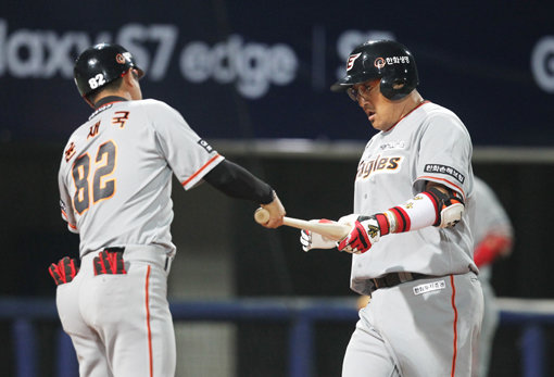 한화 조인성(오른쪽). 사진제공｜스포츠코리아