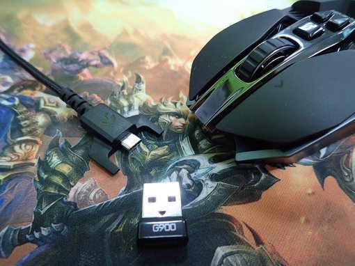 로지텍 G900 카오스 스펙트럼(출처=IT동아)