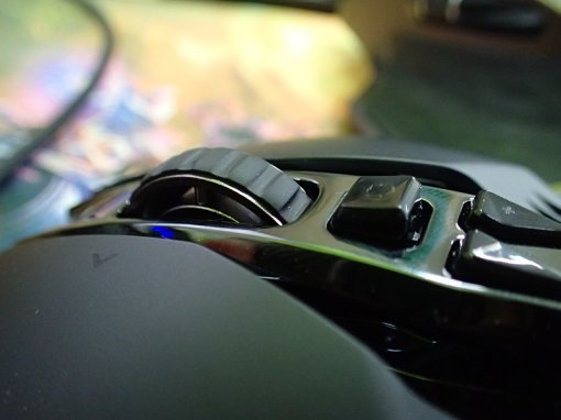 로지텍 G900 카오스 스펙트럼(출처=IT동아)