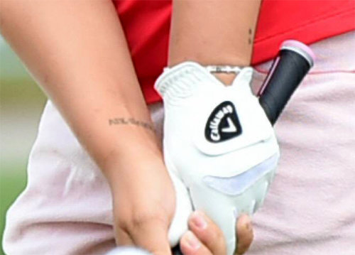 리디아 고의 오른쪽 손목에는 미국여자프로골프(LPGA)투어 데뷔 첫 승 날짜가 문신으로 새겨져 있다. 왼쪽 손목에는 작은 하트 문신 2개가 있다. 볼빅 제공