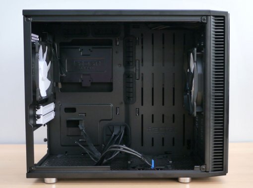 디파인 나노S의 내부 (출처=IT동아)