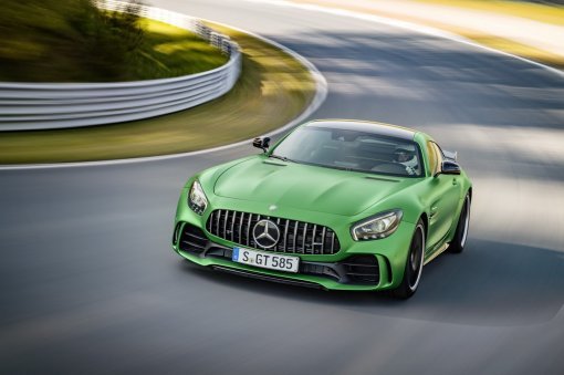 메르세데스-Amg, 최고출력 585마력 '녹색 괴물' Gt R 공개｜동아일보