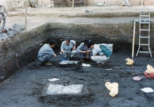 1990년대 당시 신창동 발굴 현장. 부식되기 쉬운 목기와 칠기 등이 다수 출토됐다.
