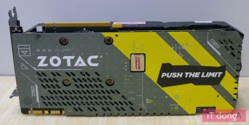 기판 후면 (사진=IT동아)