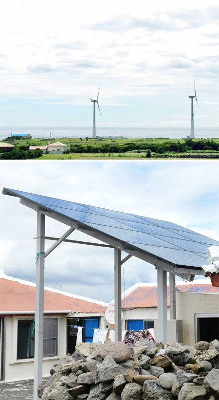 8일 찾은 제주도 가파도는 친환경 에너지 자립섬으로 거듭나 있었다. 현재 태양광 발전시설(맨아래쪽 사진)과 풍력발전기 2기(맨위쪽 사진)가 가파도에 전기를 공급하고 있다. 한국전력 제공