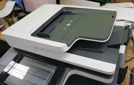 상단의 ADF (출처=IT동아)