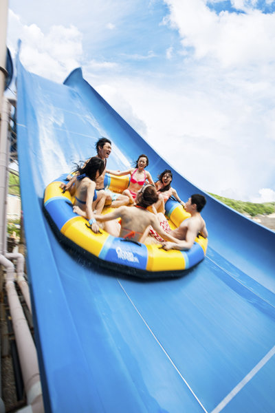 국내 최초로 68도 경사각으로 설계된 오션월드의 슈퍼부메랑고. 사진제공｜오션월드