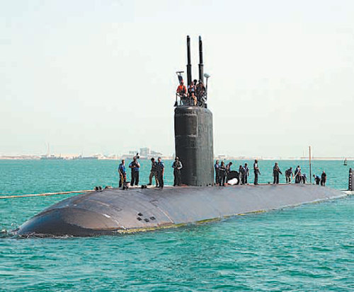 미국 해군이 통신 방해와 해킹 등 사이버전에 자주 활용한 것으로 알려진 핵 추진 잠수함 USS 아나폴리스. 사진 출처 위키피디아
