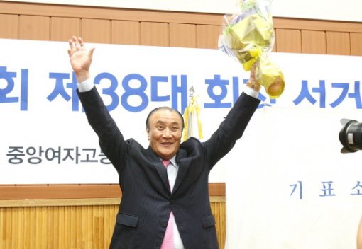 대한배구협회 회장 서병문. 사진제공｜대한배구협회