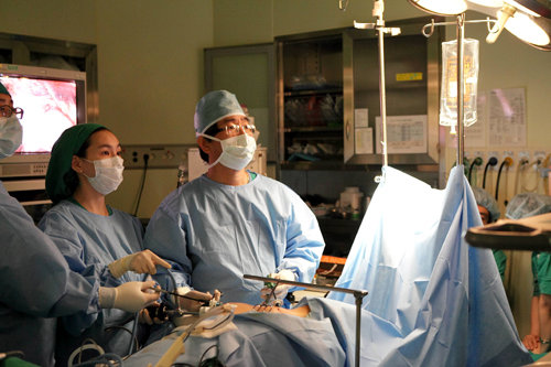 이대여성암병원 의료진은 수술 분야에서 세계적인 경쟁력을 갖추고 있다.