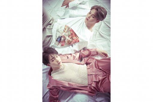 슈가, 지민 콘셉트 포토 (사진=방탄소년단 홈페이지)
